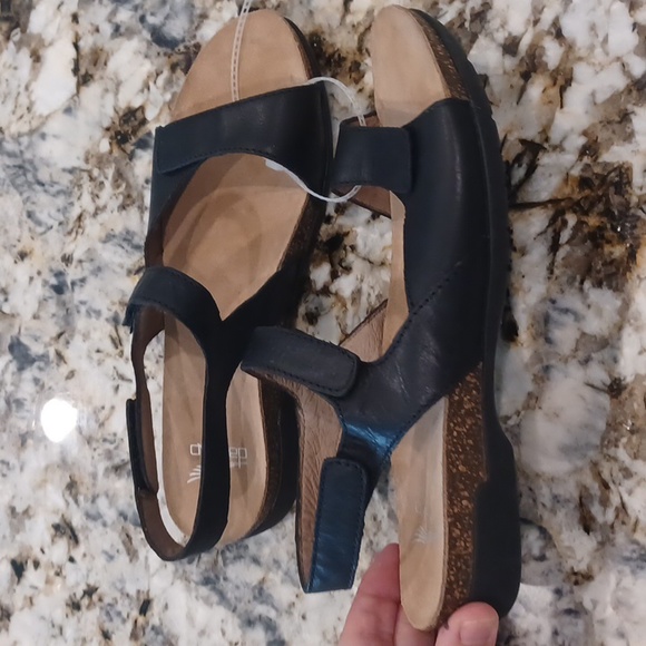 Dansko Wedge Strappy Black Leather Upper Sandals NEW  EU 37 - Picture 7 of 14